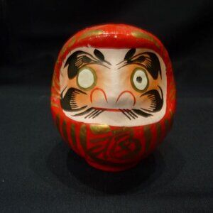 vintage papier-mâché Japanese red darume doll